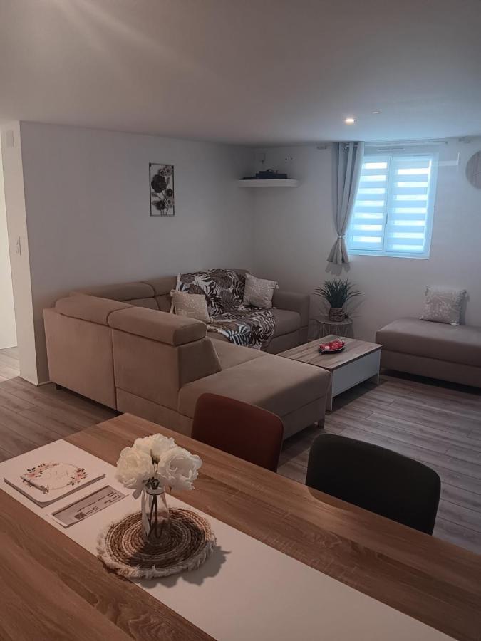 Gite Et Spa Au Secret Du Bonheur Hotel Pouilly-sur-Serre Eksteriør billede